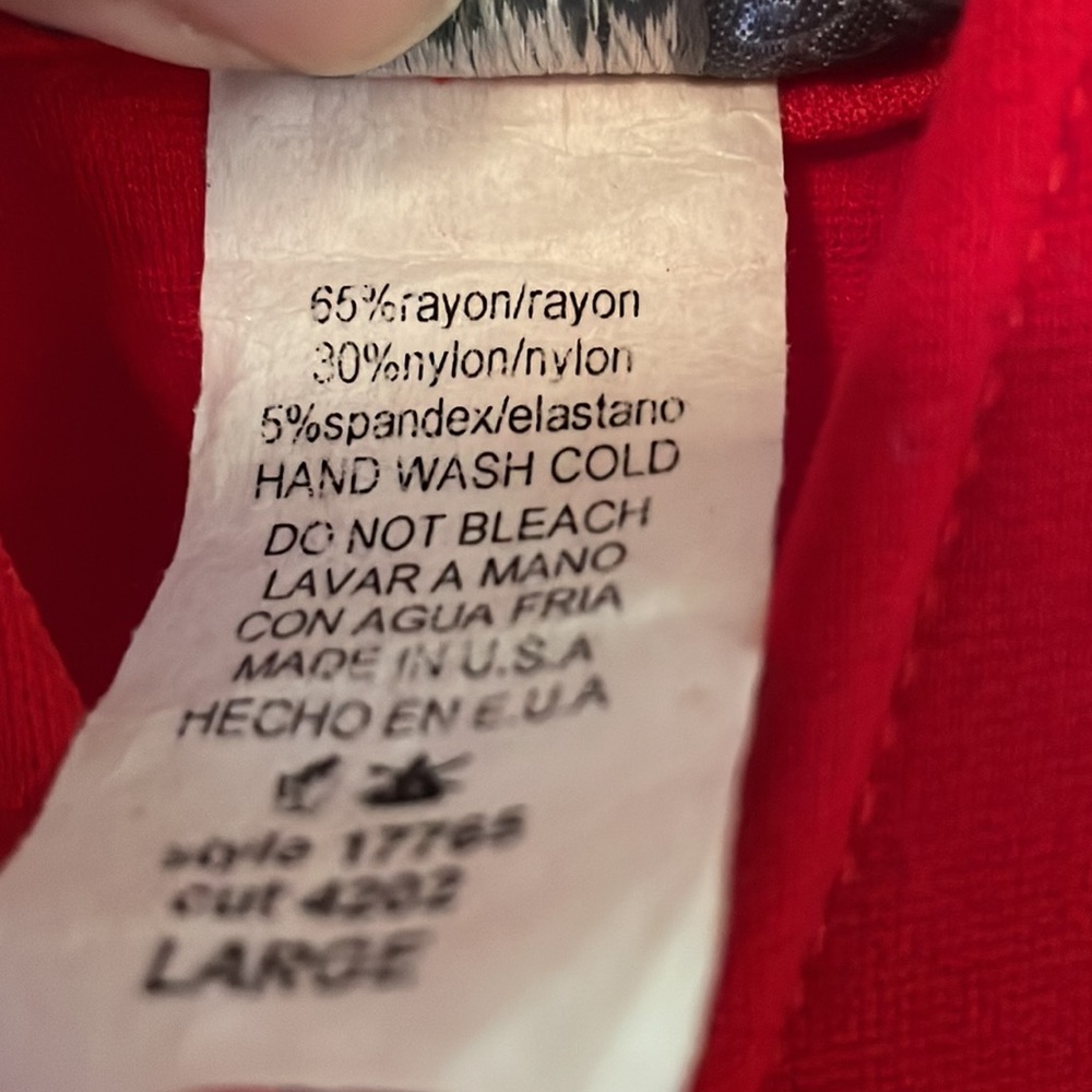 Spaghetti strap tank top - Picture 5 of 5